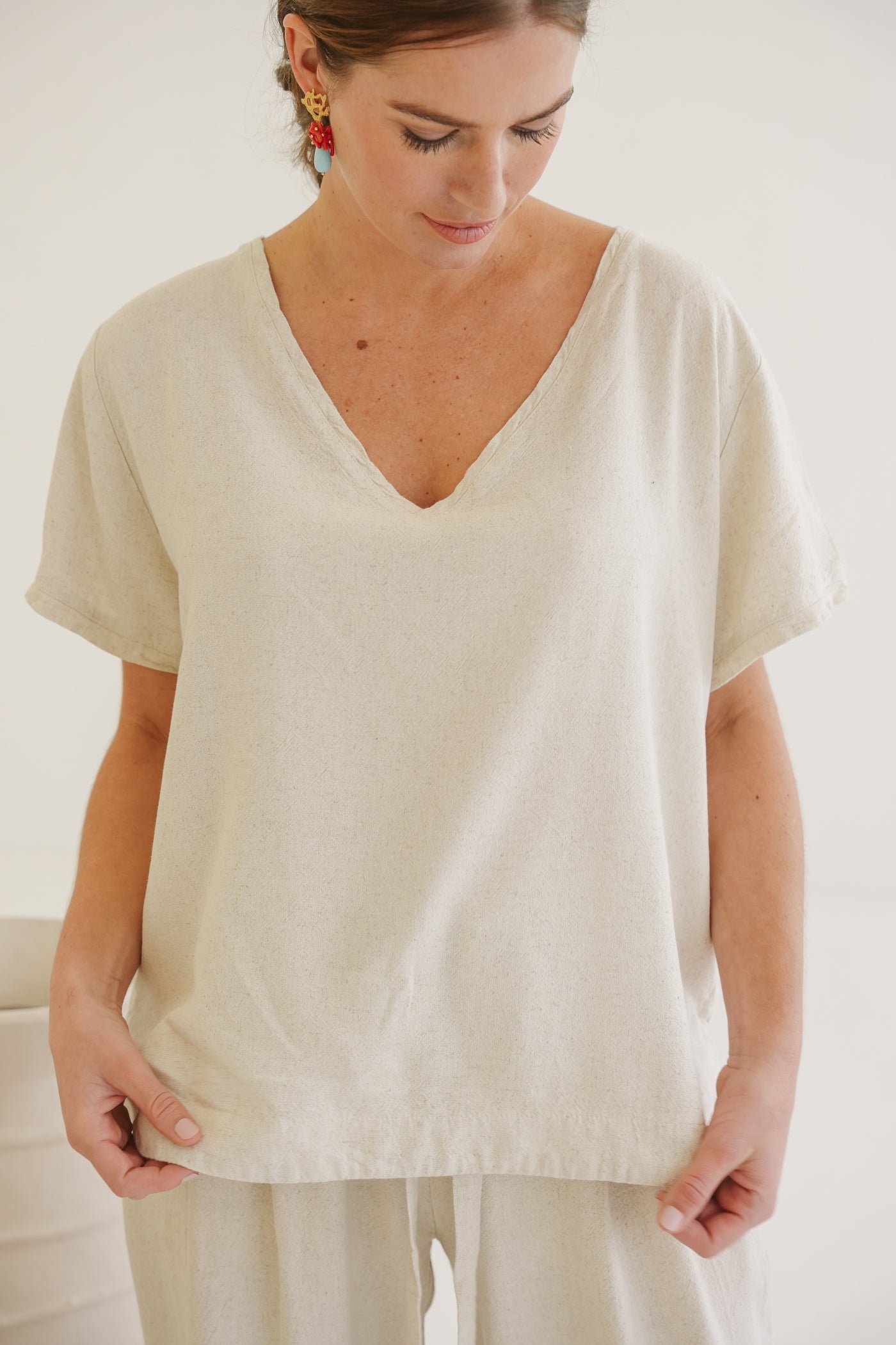 Riva Linen V-Neck Top