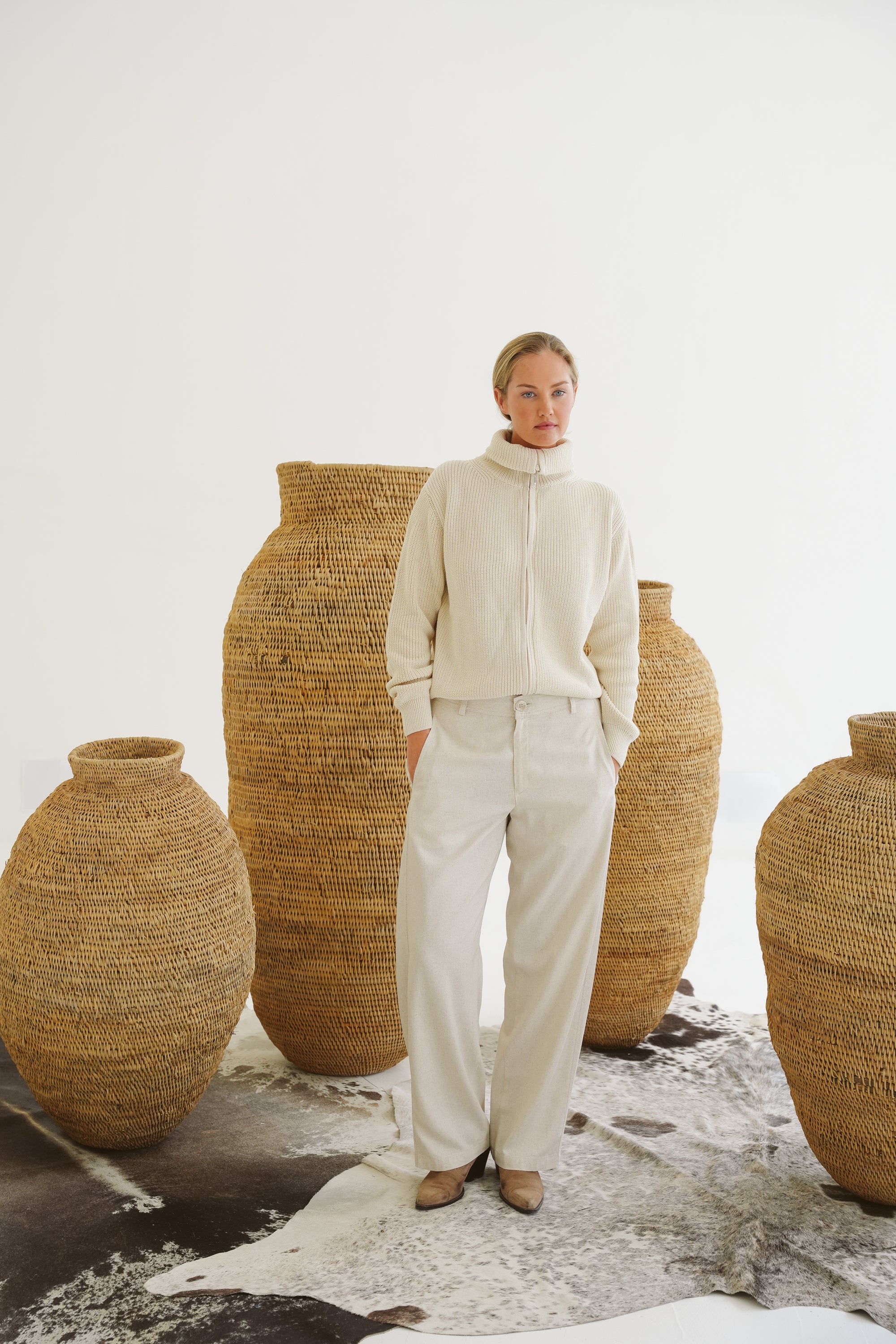 Maggie Linen Blend Barrel Trousers