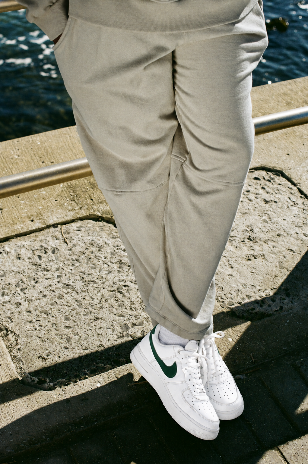 Charlie Fleece Barrel Pants